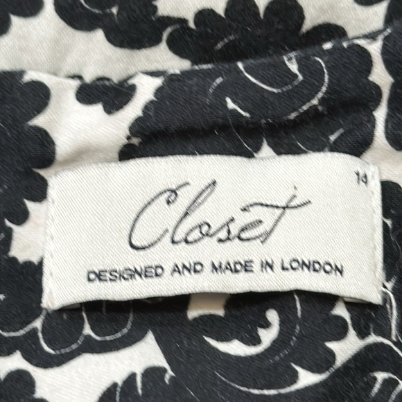 Closet Fit & Flare Damask Dress - Picture 3 of 8